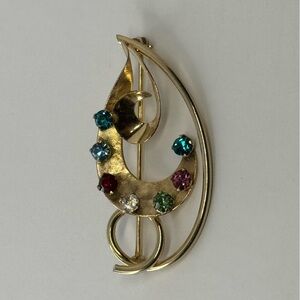 Gold filled musical Brooch with rainbow Gems